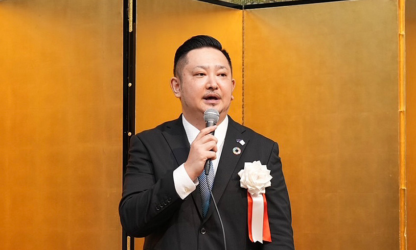 令和5・6年度部長 塚島 英太